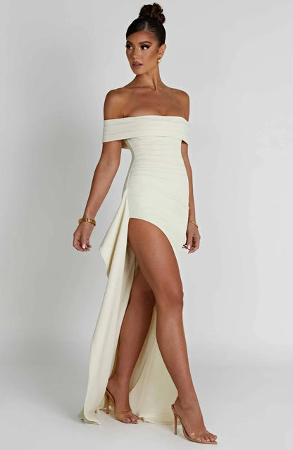 Sofia – Robe fendue chic et séduisante